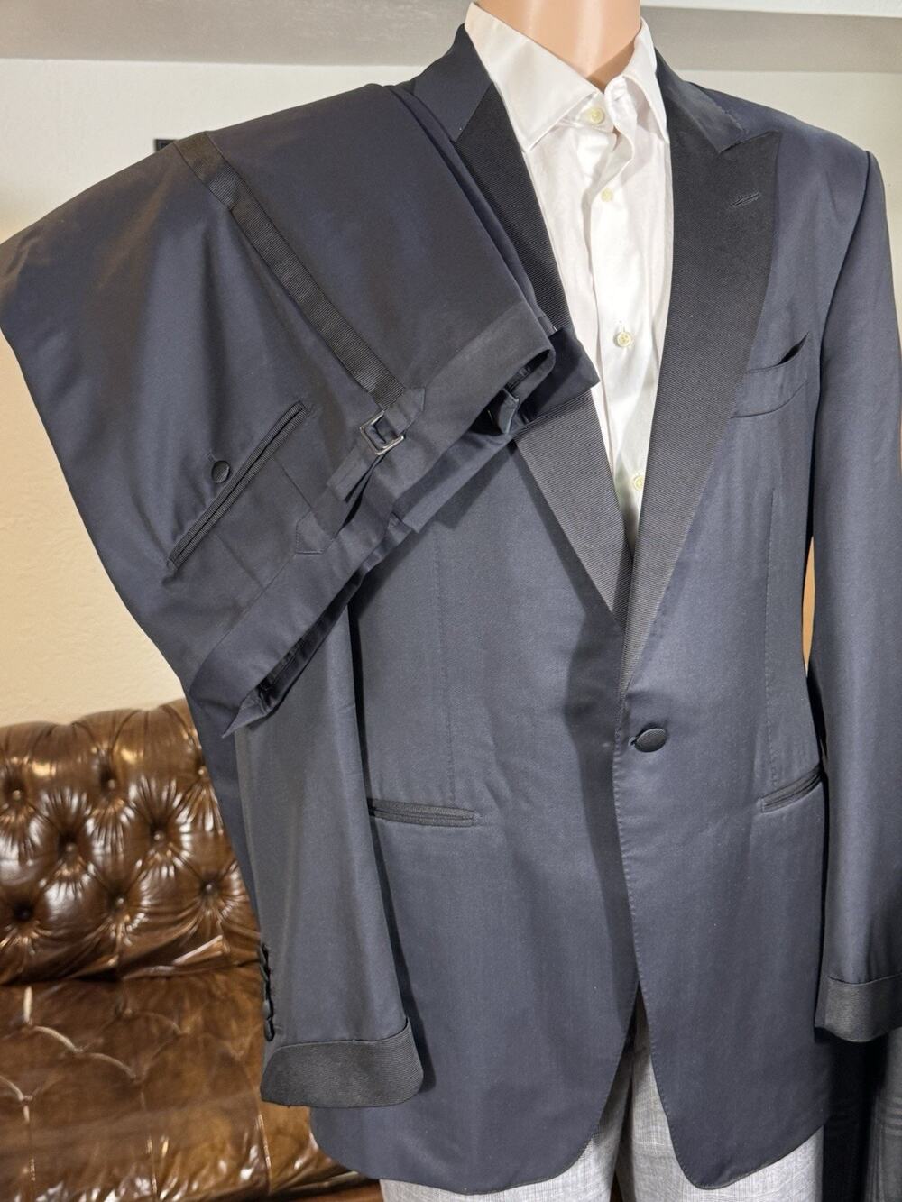 Tom Ford Peak Lapel Midnight Blue Tuxedo Grossgrain 54 44R 36x 33 Trouser
